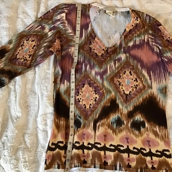 Soft Colorful Sweater from Famous Atlanta store Mark Shale - Picture 2 of 5